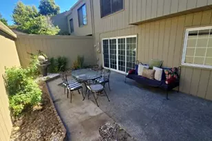 1310 Commons Dr, Sacramento, CA 95825 - Photo 31