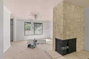 1310 Commons Dr, Sacramento, CA 95825 - Photo 23