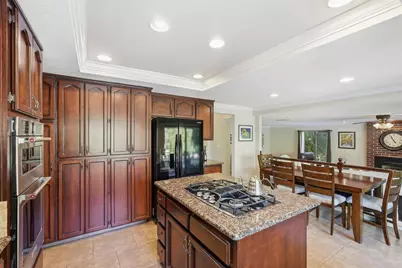 8804 Bradbury Court, Elk Grove, CA 95624 - Photo 55