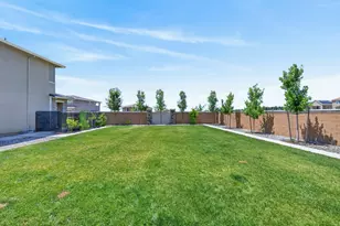 3178 Red Granite Dr, El Dorado Hills, CA 95762 - Photo 3