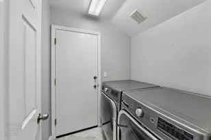 2674 Maybrook Dr, Sacramento, CA 95835 - Photo 17
