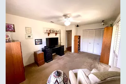 2052 Del Rio Drive, Stockton, CA 95204 - Photo 13