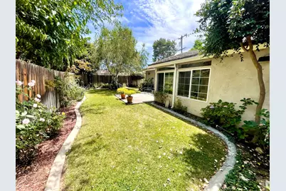 2052 Del Rio Drive, Stockton, CA 95204 - Photo 25