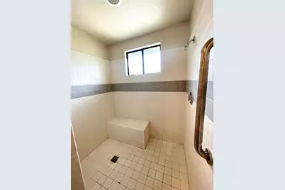 2052 Del Rio Drive, Stockton, CA 95204 - Photo 11