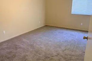 8657 Golden Sage Dr, Elk Grove, CA 95624 - Photo 5