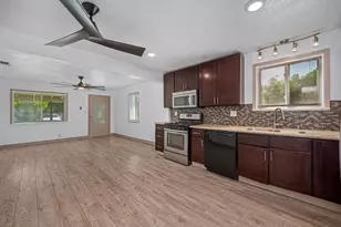 1825 Roy Ave, Sacramento, CA 95815 - Photo 9