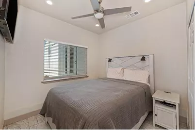 1825 Roy Avenue, Sacramento, CA 95815 - Photo 39