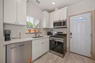 1825 Roy Ave, Sacramento, CA 95815 - Photo 37