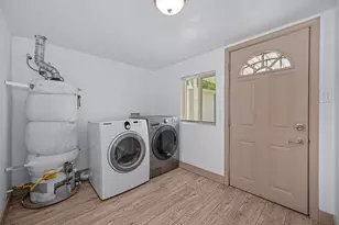 1825 Roy Ave, Sacramento, CA 95815 - Photo 17