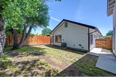 1825 Roy Avenue, Sacramento, CA 95815 - Photo 43