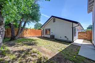 1825 Roy Ave, Sacramento, CA 95815 - Photo 43