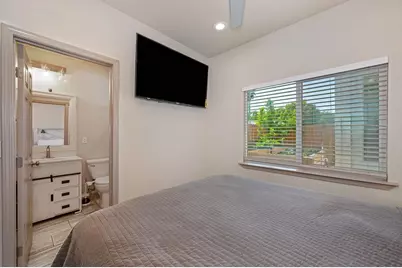 1825 Roy Avenue, Sacramento, CA 95815 - Photo 41