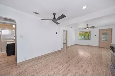 1825 Roy Avenue, Sacramento, CA 95815 - Photo 11