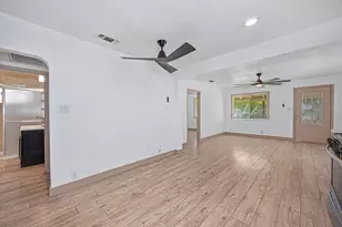 1825 Roy Ave, Sacramento, CA 95815 - Photo 11