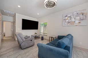 1825 Roy Ave, Sacramento, CA 95815 - Photo 31