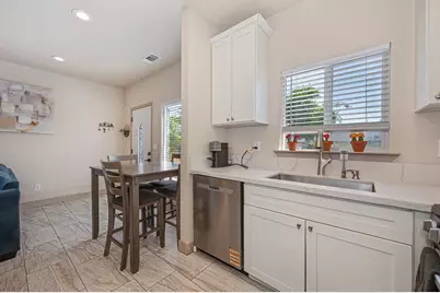 1825 Roy Avenue, Sacramento, CA 95815 - Photo 35