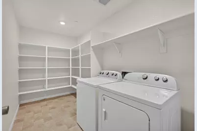 2549 Lacey Ann Avenue, Sacramento, CA 95834 - Photo 27