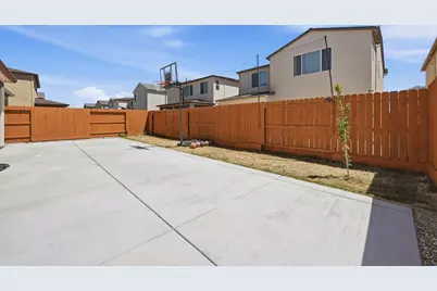 8852 Boes Way, Sacramento, CA 95829 - Photo 41