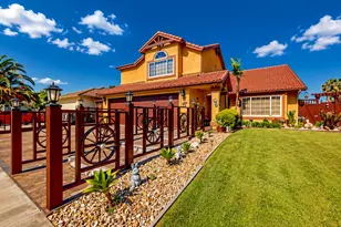 751 Savignon Blanc Ct, Los Banos, CA 93635 - Photo 3
