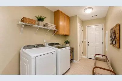 751 Savignon Blanc Court, Los Banos, CA 93635 - Photo 27