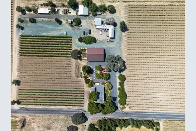 10112 E Woodbridge Road, Acampo, CA 95220 - Photo 11