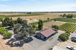 10112 E Woodbridge Rd, Acampo, CA 95220 - Photo 5