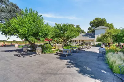 10112 E Woodbridge Road, Acampo, CA 95220 - Photo 27