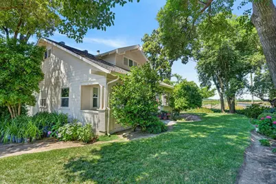 10112 E Woodbridge Road, Acampo, CA 95220 - Photo 47