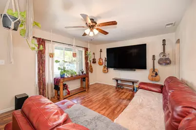 2660 23rd Avenue, Sacramento, CA 95820 - Photo 5