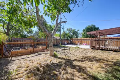 2660 23rd Avenue, Sacramento, CA 95820 - Photo 21