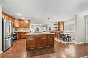 8309 Maverick Ct, Fair Oaks, CA 95628 - Photo 9