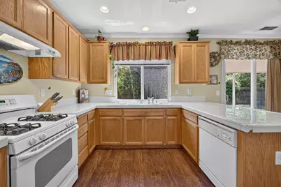 4111 Blossomwood Court, Rocklin, CA 95677 - Photo 5