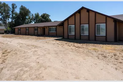 16448 Monreal Road, Madera, CA 93636 - Photo 9