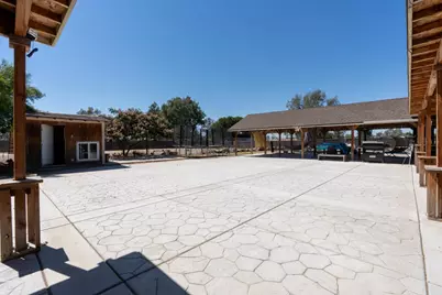 16448 Monreal Road, Madera, CA 93636 - Photo 17