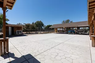 16448 Monreal Rd, Madera, CA 93636 - Photo 17