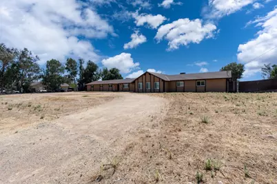 16448 Monreal Road, Madera, CA 93636 - Photo 7