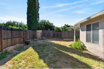 2450 Fairway Glen Street, Stockton, CA 95206 - Photo 29
