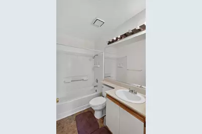 2450 Fairway Glen Street, Stockton, CA 95206 - Photo 17