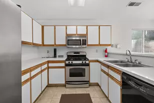2450 Fairway Glen St, Stockton, CA 95206 - Photo 9