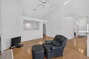 2450 Fairway Glen St, Stockton, CA 95206 - Photo 11