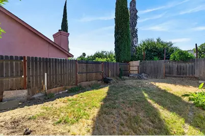 2450 Fairway Glen Street, Stockton, CA 95206 - Photo 27