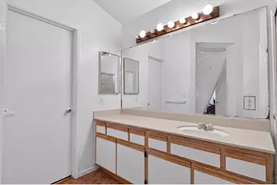 2450 Fairway Glen Street, Stockton, CA 95206 - Photo 19