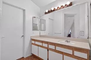 2450 Fairway Glen St, Stockton, CA 95206 - Photo 19