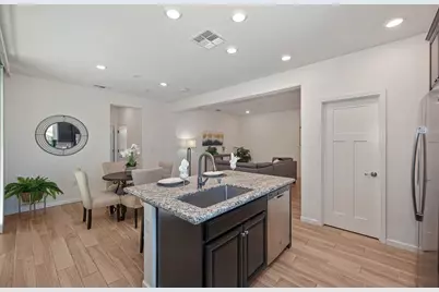 9327 Mystic Lake Aly, Sacramento, CA 95829 - Photo 15
