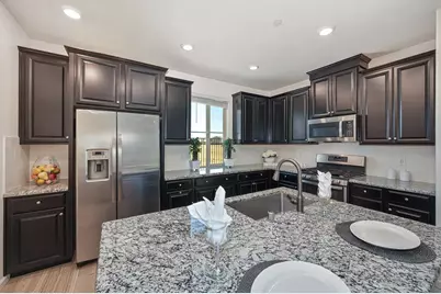 9327 Mystic Lake Aly, Sacramento, CA 95829 - Photo 13