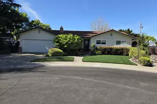 631 Baker Dr, Ripon, CA 95366 - Photo 1