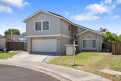 1742 Swenson Court, Stockton, CA 95206 - Photo 3
