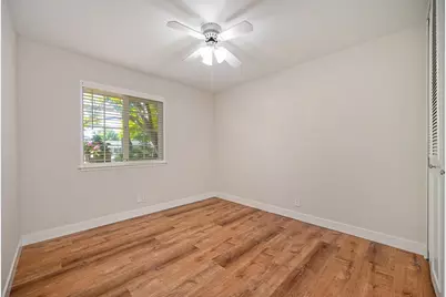 8941 La Riviera Drive, Sacramento, CA 95826 - Photo 17