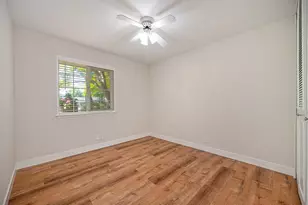8941 La Riviera Dr, Sacramento, CA 95826 - Photo 17