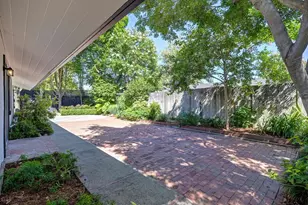8941 La Riviera Dr, Sacramento, CA 95826 - Photo 25